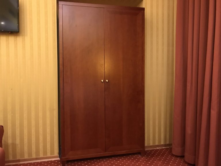 クローゼット閉じた状態