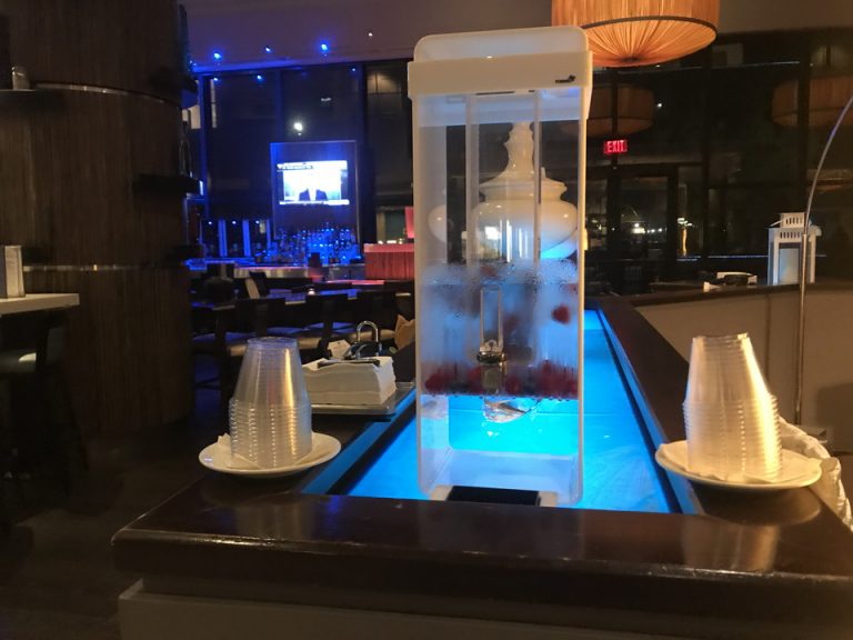 1階にあるウォーターステーション 幻想的