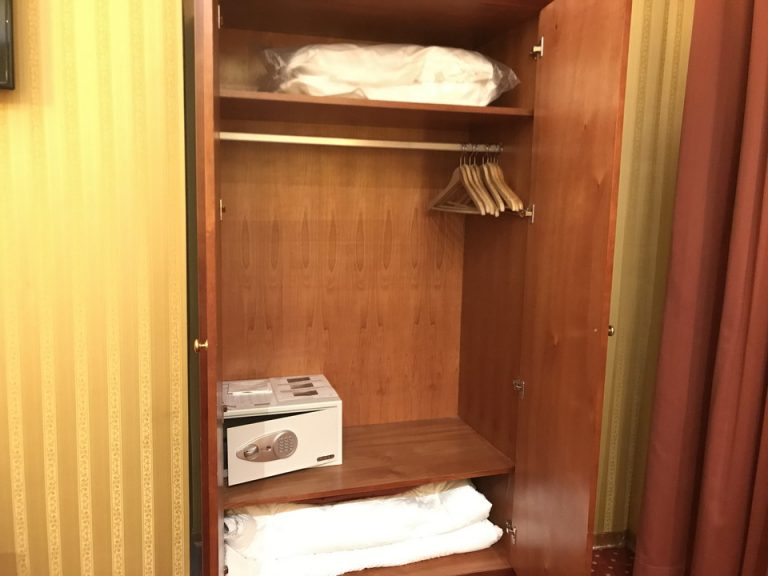 クローゼット開けた状態