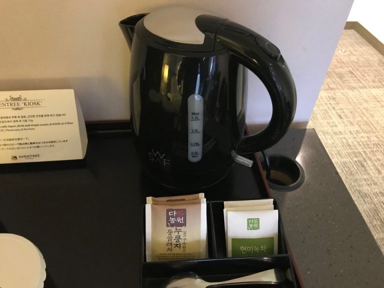 ミニバーカフェコーナー