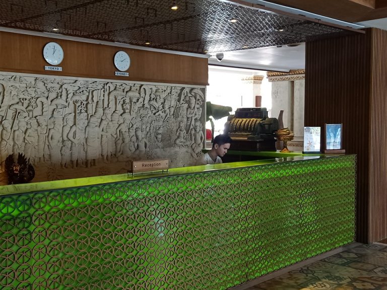 レセプション(カウンター)