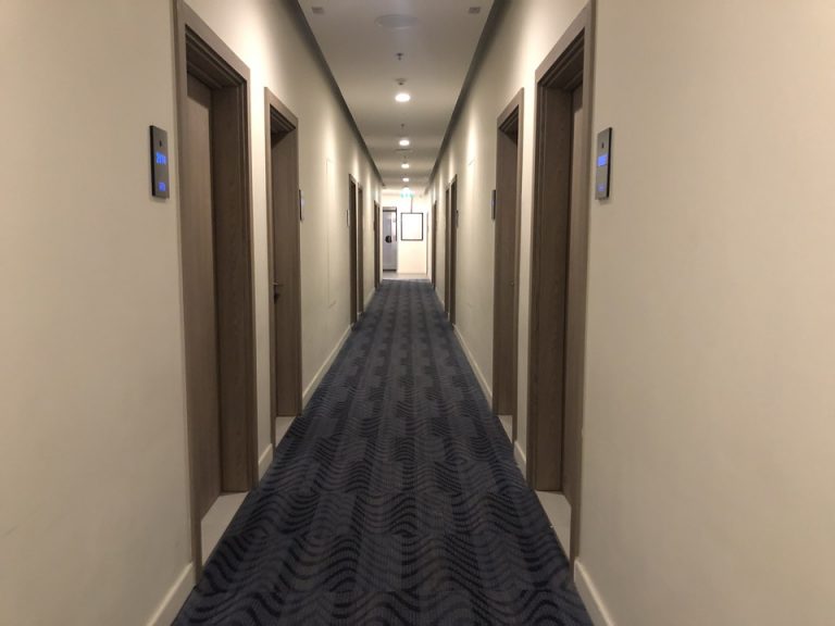 客室階廊下全体