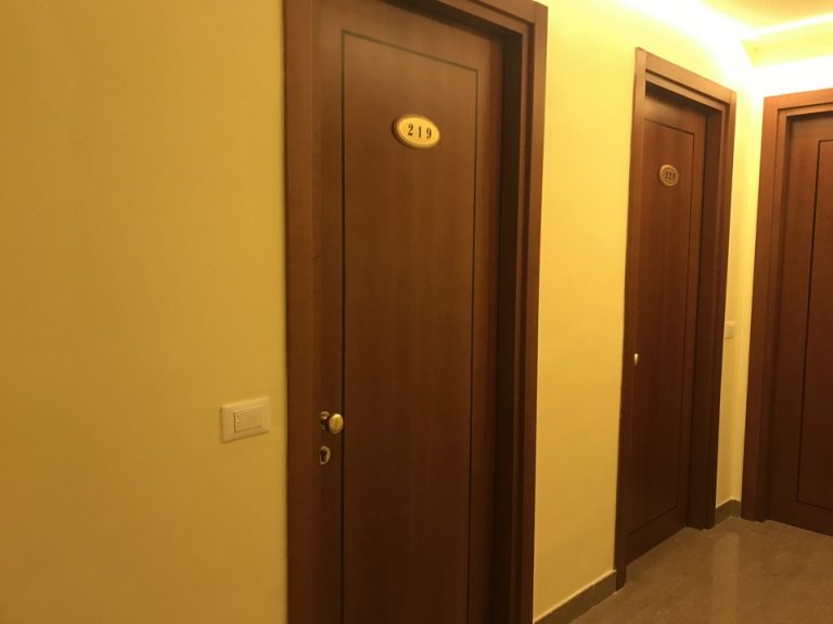 外からドア別角度