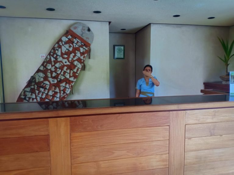 ロビー(レセプションカウンター2)