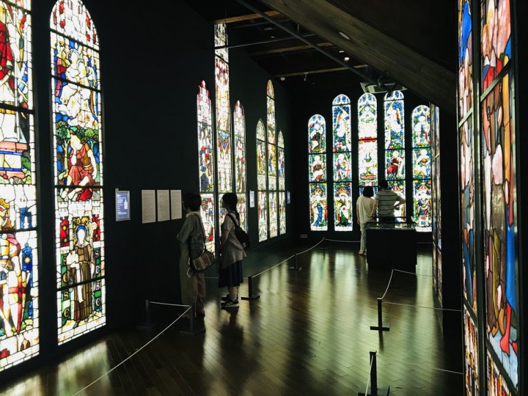 ステンドグラス美術館