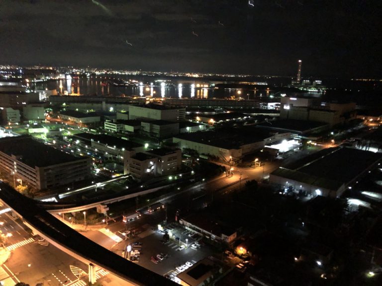 部屋からの願望(夜)