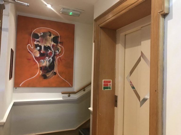 エレベーターホール