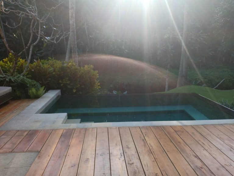 客室(プール&ビュー)