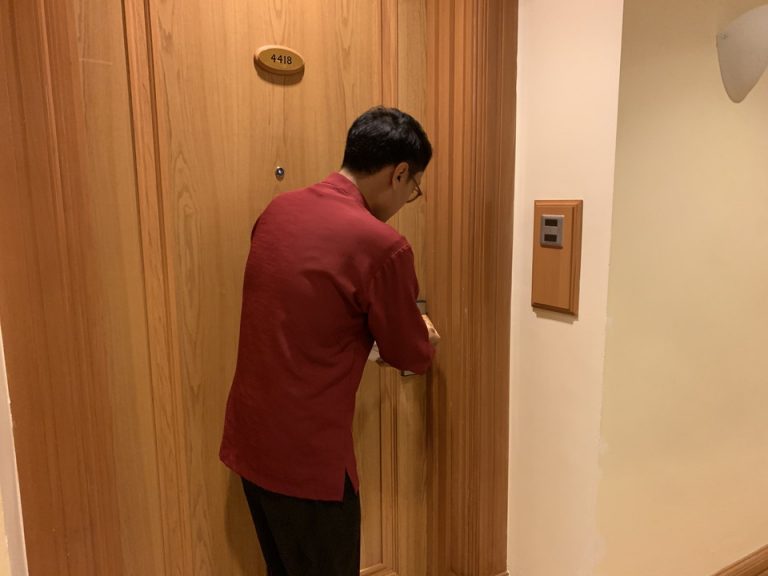 客室入口外観ドア(1)