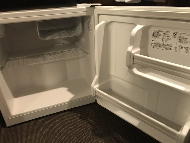 冷蔵庫(開けた状態)