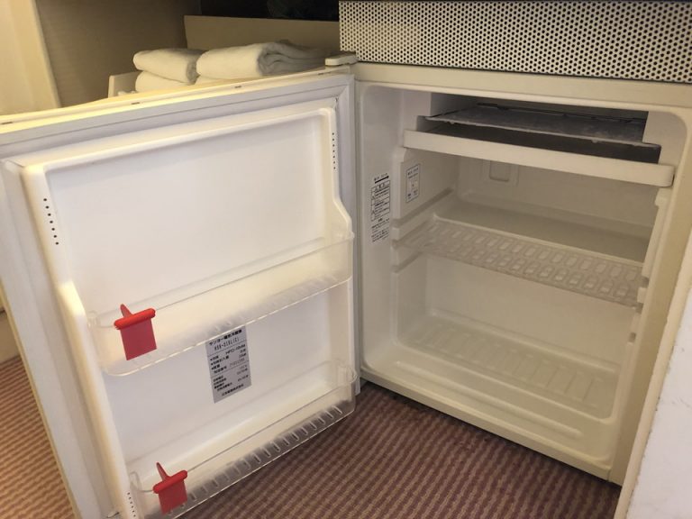 冷蔵庫(開けた状態)