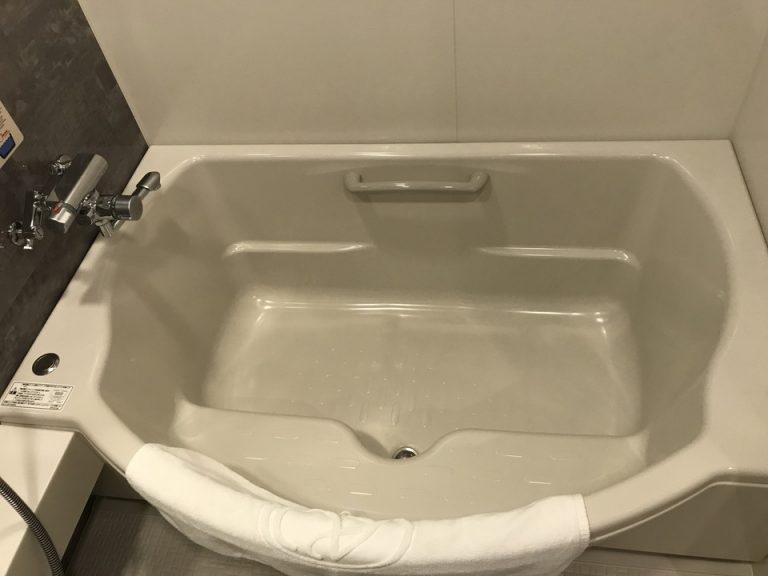 バスタブ