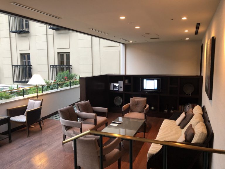 リラクゼーションラウンジ(1)