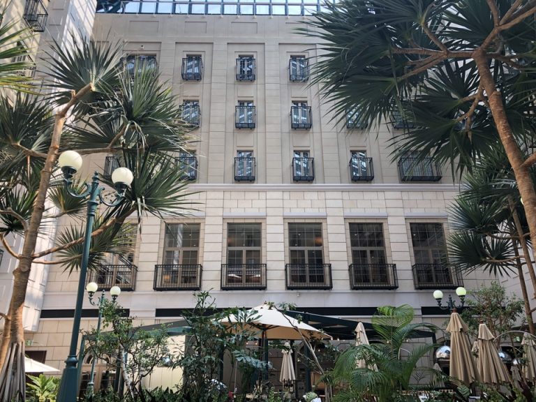 ヨーロピアンクラッシック 中庭