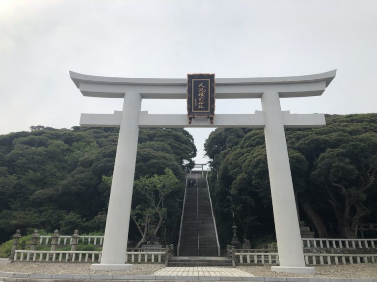 ホテル所在の水戸市からは少し離れますが、「大洗磯前神社」参拝をおすすめいたします。