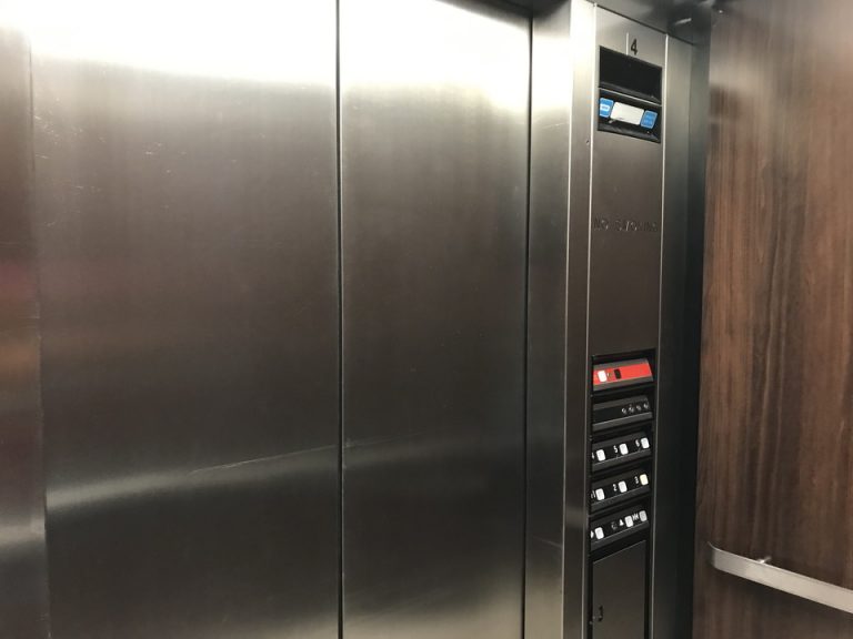 エレベーター階数ボタン