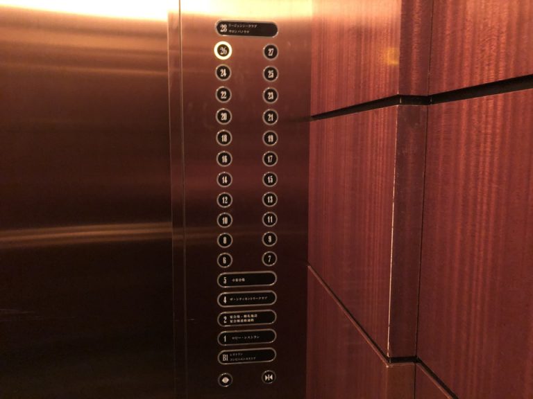 エレベーター階数ボタン