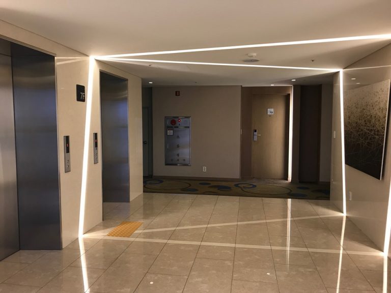 エレベーターホール客室階