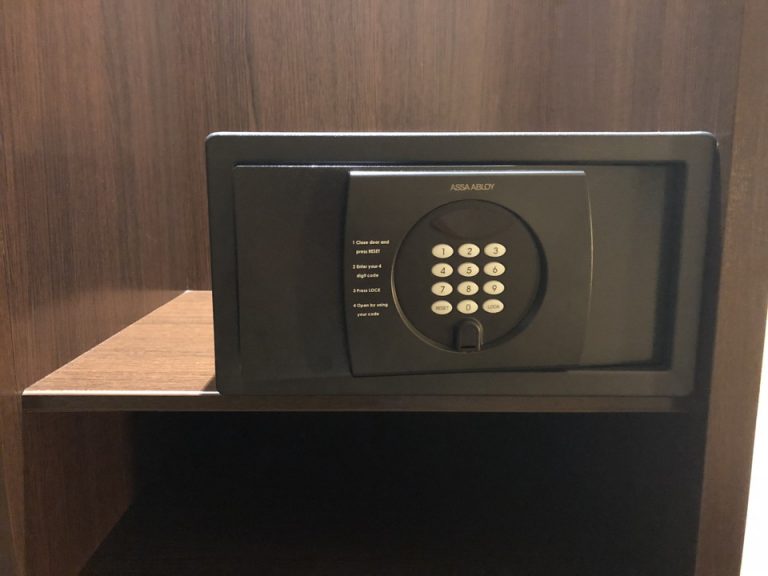 セーフティーボックス(閉じた状態)