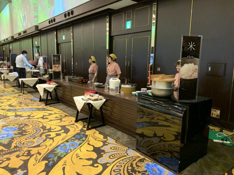 ご飯と汁のコーナーです