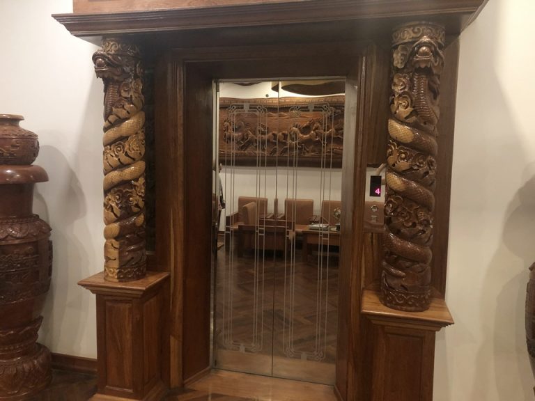 フロント階エレベーター