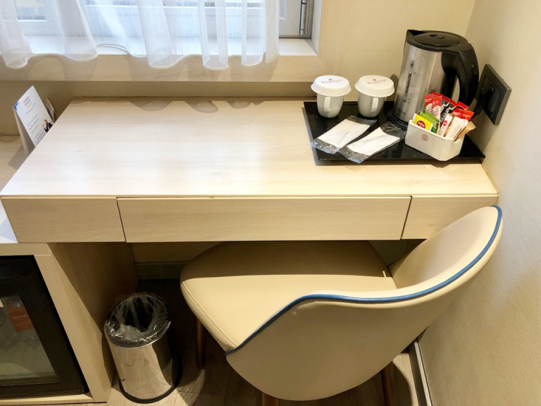 デスク1.jpg