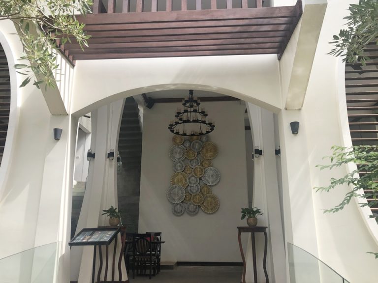 朝食会場入り口。ここでチケットを渡します