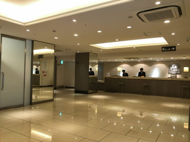 フロント全体