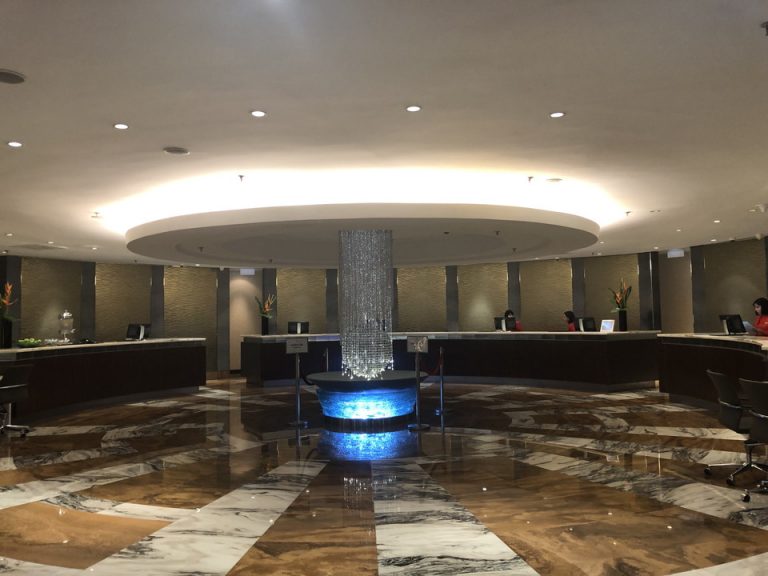 4fチェックインカウンター