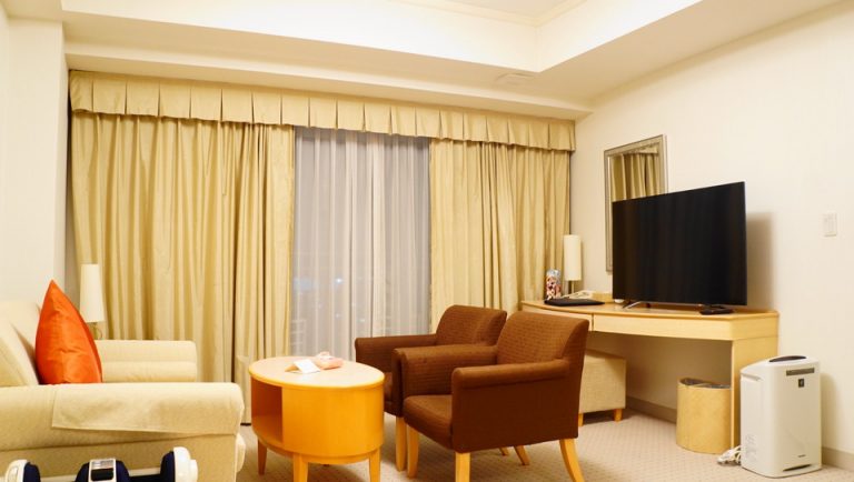 ソファーコーナー