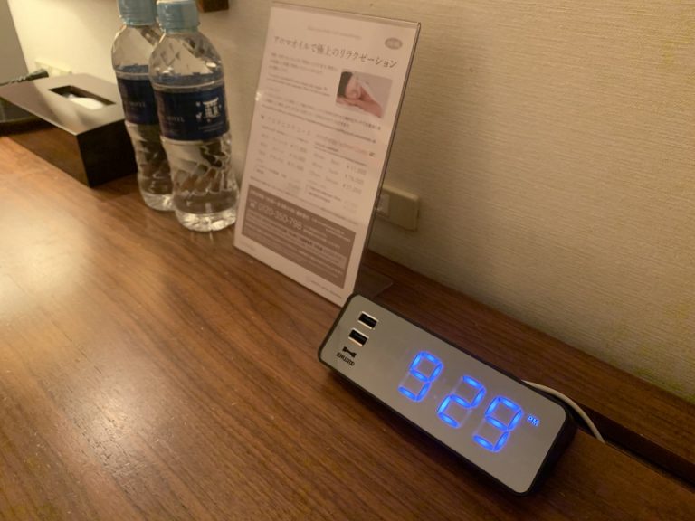 デスク_ウェルカムウォーター