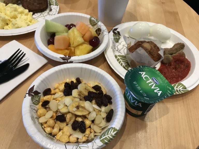 ビーチアクティブ前にがっつり腹ごしらえ