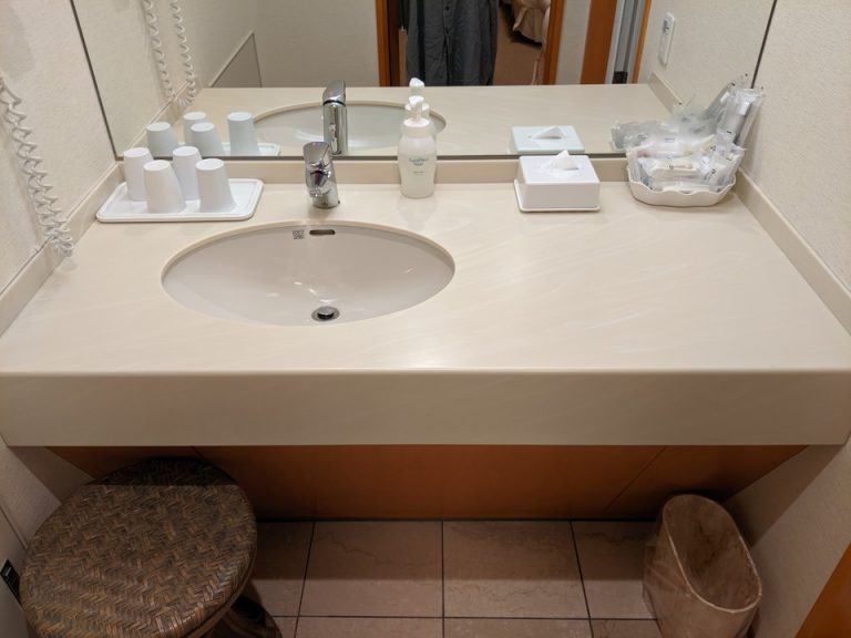 2階ロフト_洗面台全体