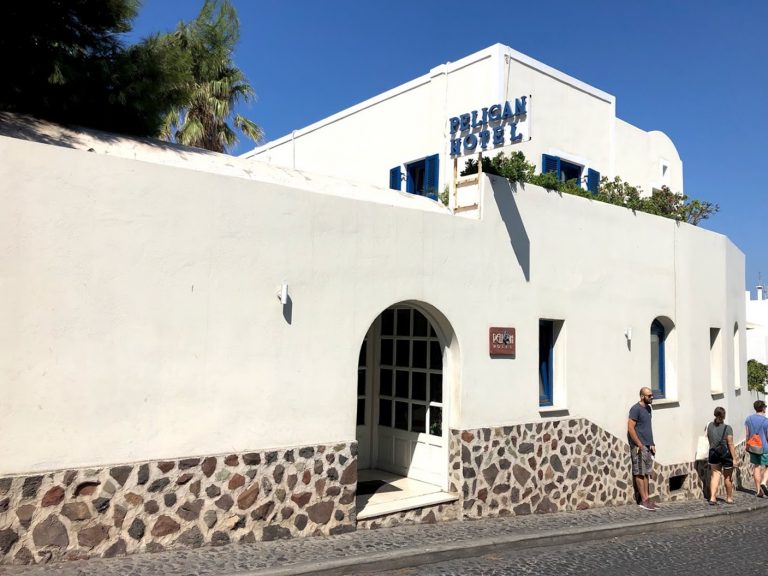 ホテル外観(建物全体)2