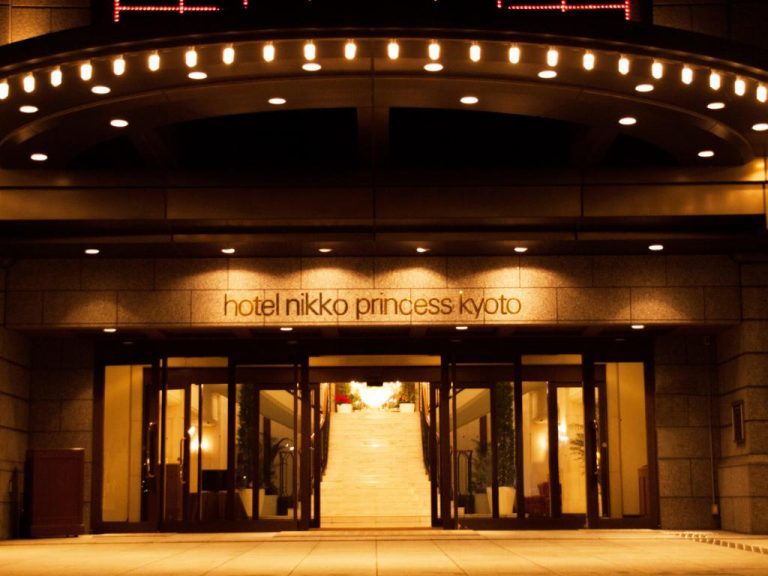 488381_16121115100049599737