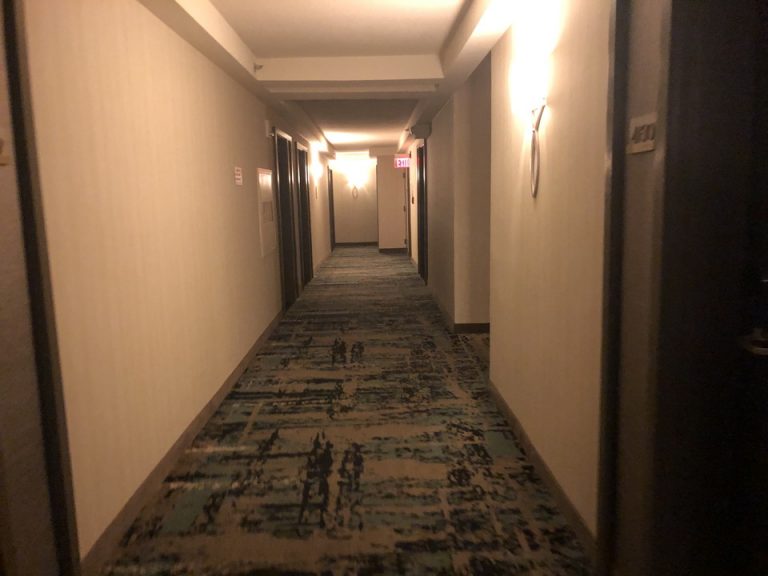 客室廊下