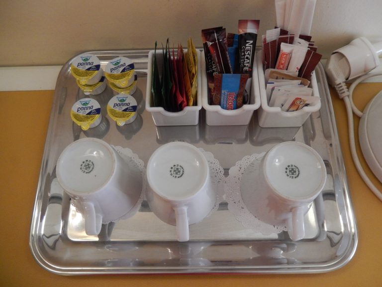 グラス・カップ