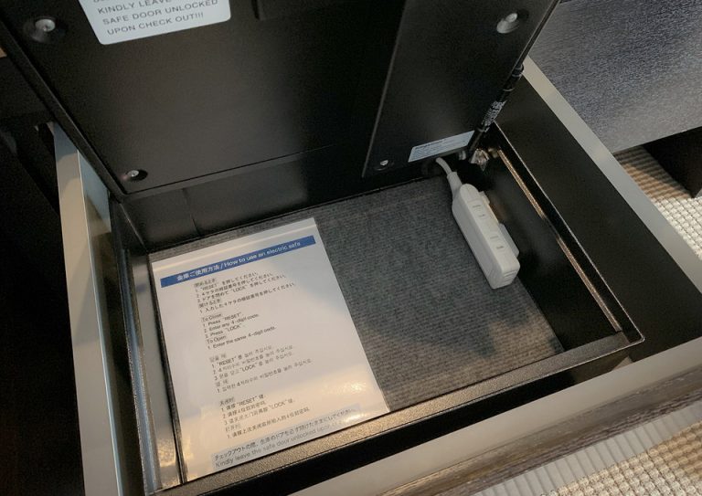 22_セーフティボックスの使い方について、多言語で案内あり