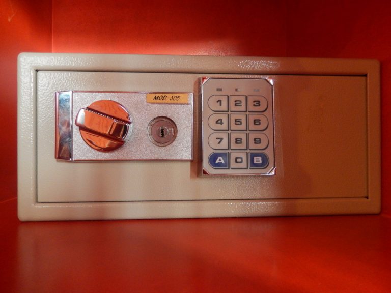 セーフティーボックス(閉じた状態)