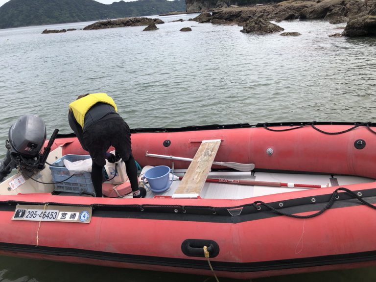 こちらのボートに乗って「プリンスノースビーチ」へ行きました。