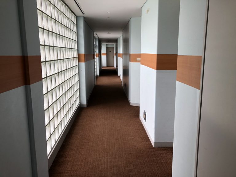 客室階廊下全体