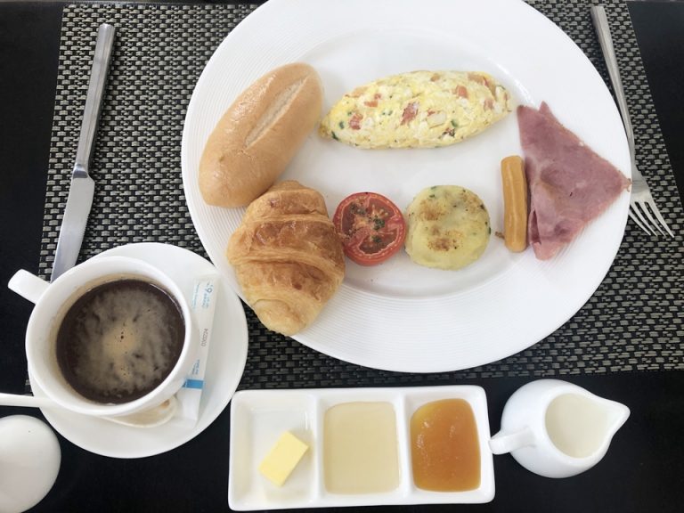 朝食(アメリカンブレックファースト)