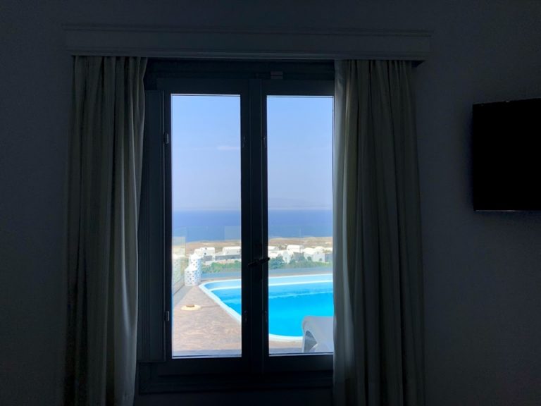 リビングルームの窓からの景色