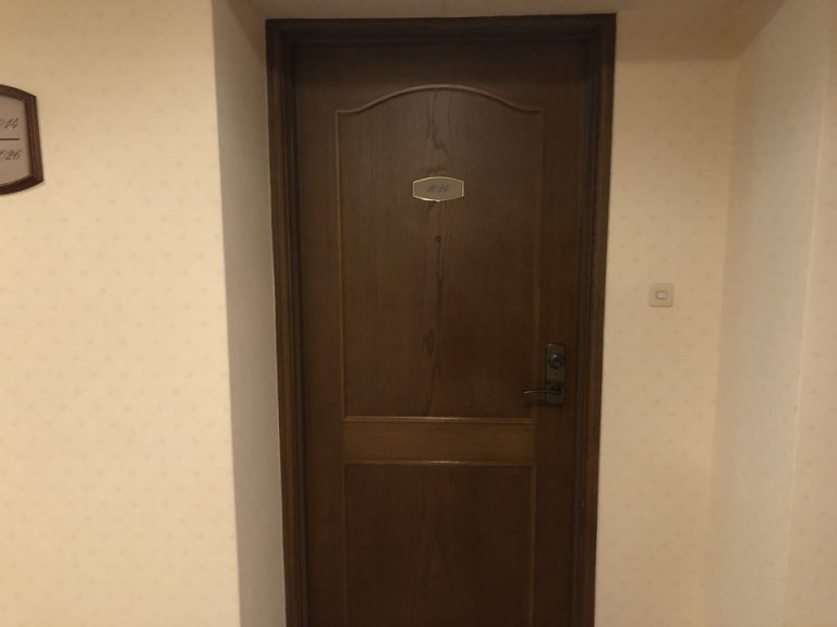 客室入口外観ドア(1)