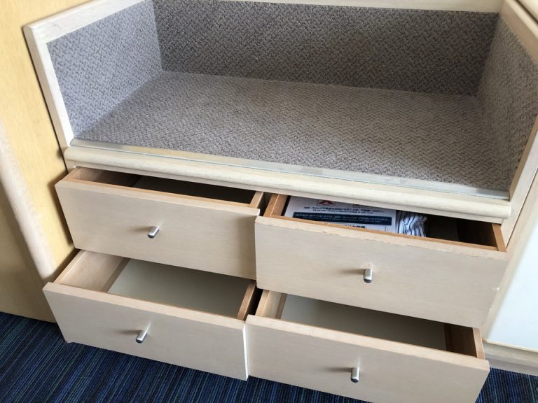 クローゼット(2)