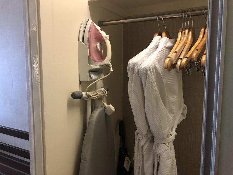 クローゼット中