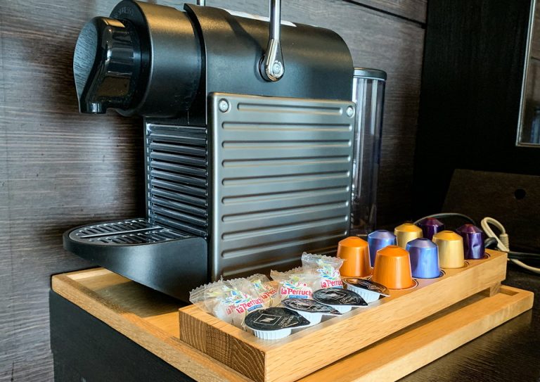 13_ネスプレッソのカプセル式コーヒーマシン。種類も豊富