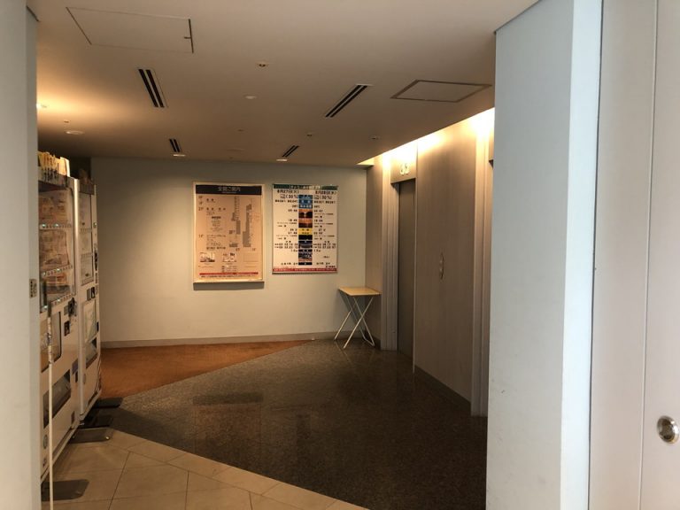 フロント階 エレベーター ロビー