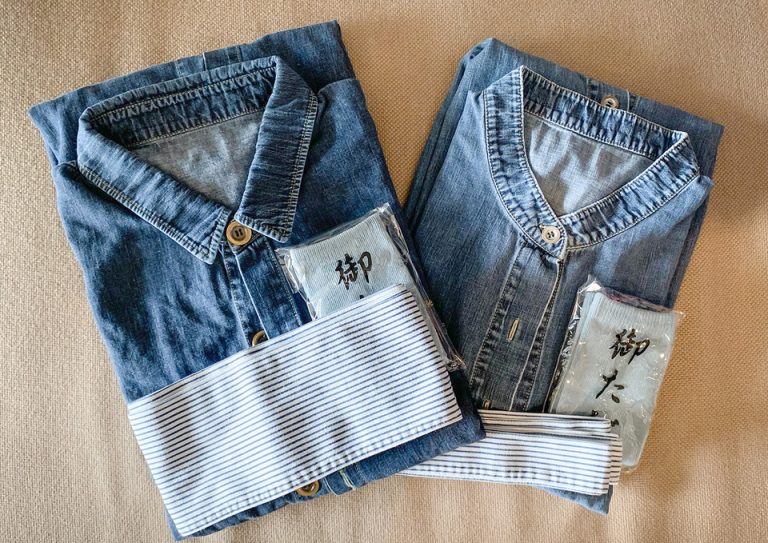 館内着。これも「カイハラデニム」