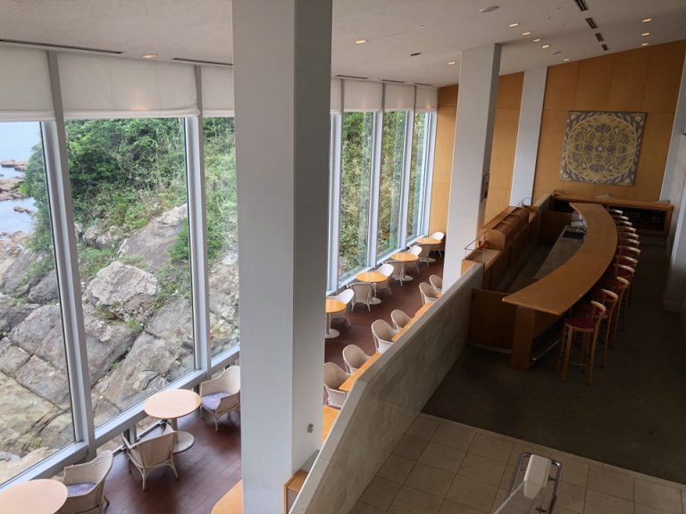 ラウンジ(営業していません)